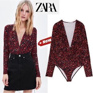 ZARA red black long sleeve leopard animal cheetah print deep V bodysuit Sz M NWT